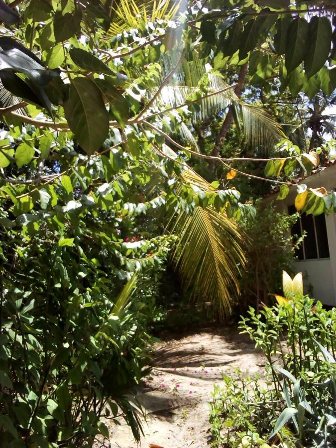 Savannah Cottages Mombasa Exterior foto